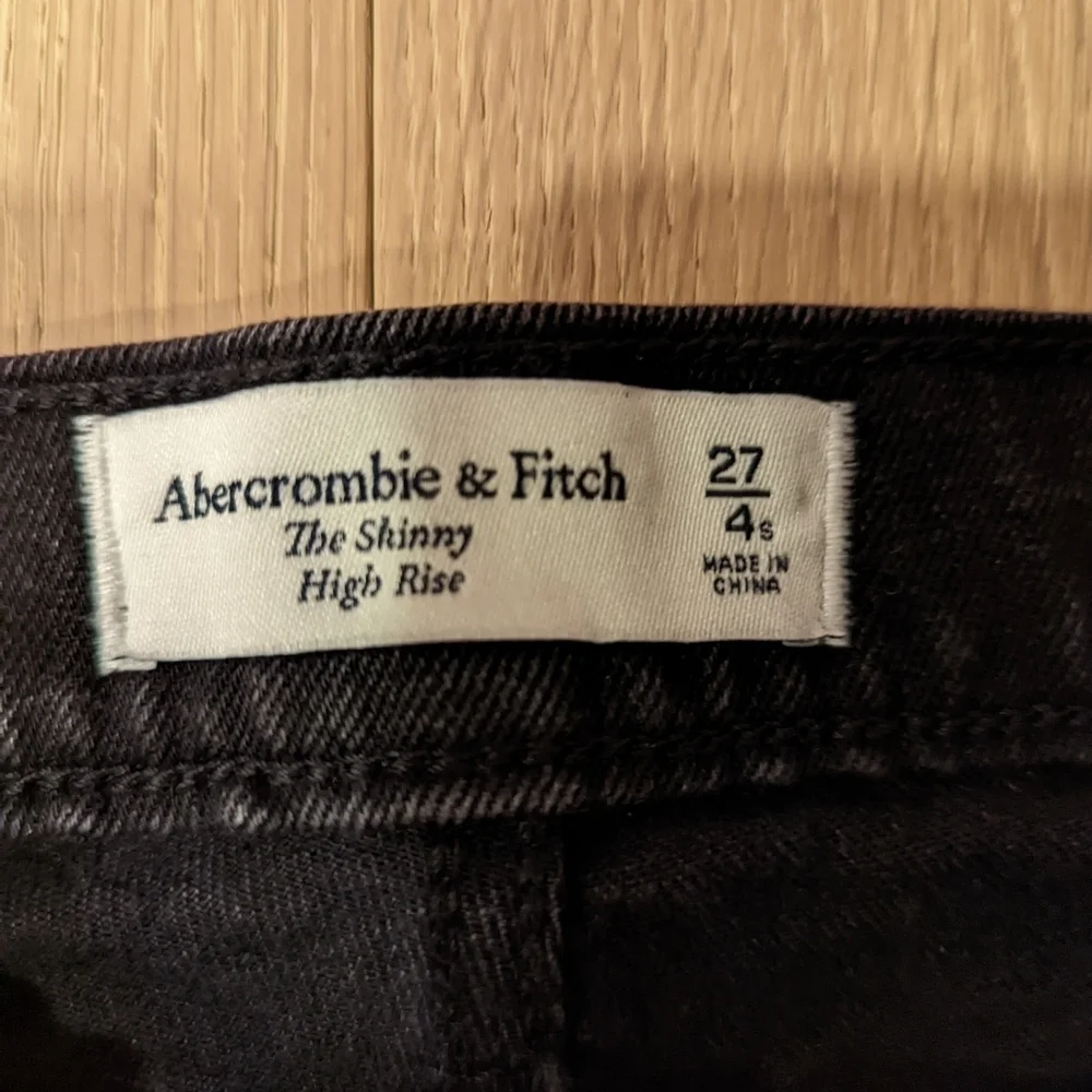 Abercrombie & Fitch stylish versatile